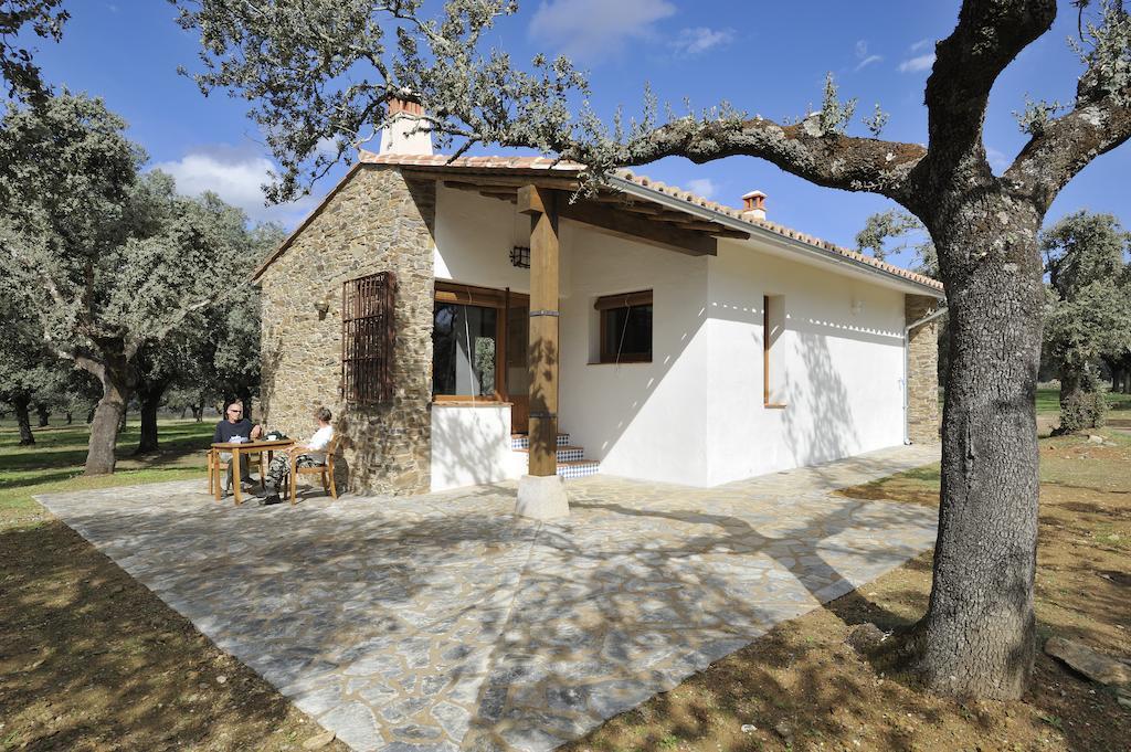 Finca Las Abubillas Jaraicejo Номер фото